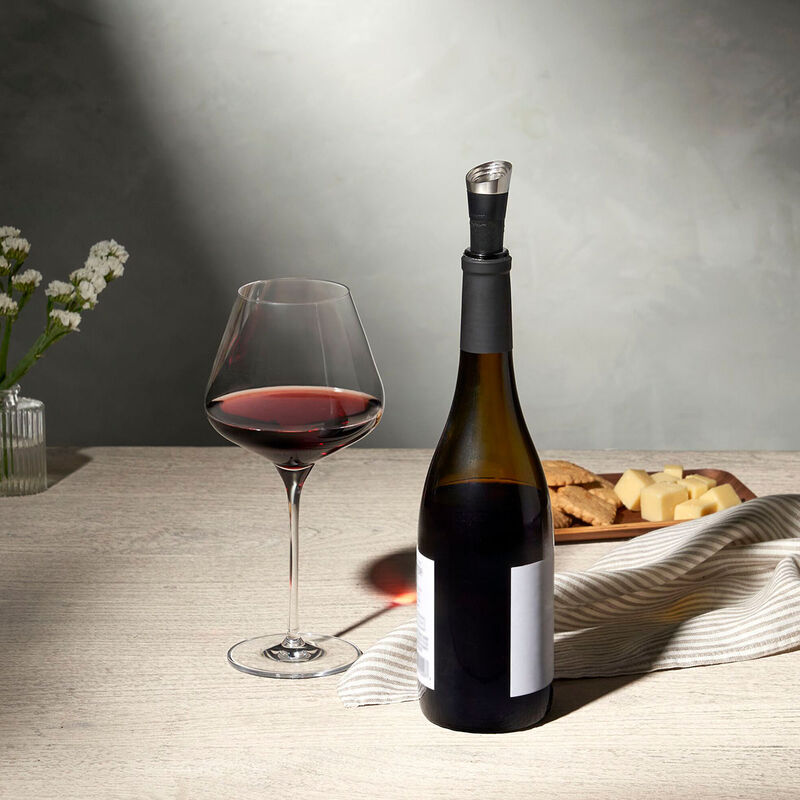 Le Creuset Wine Aerator/Pourer/Stopper WA163 image number 1